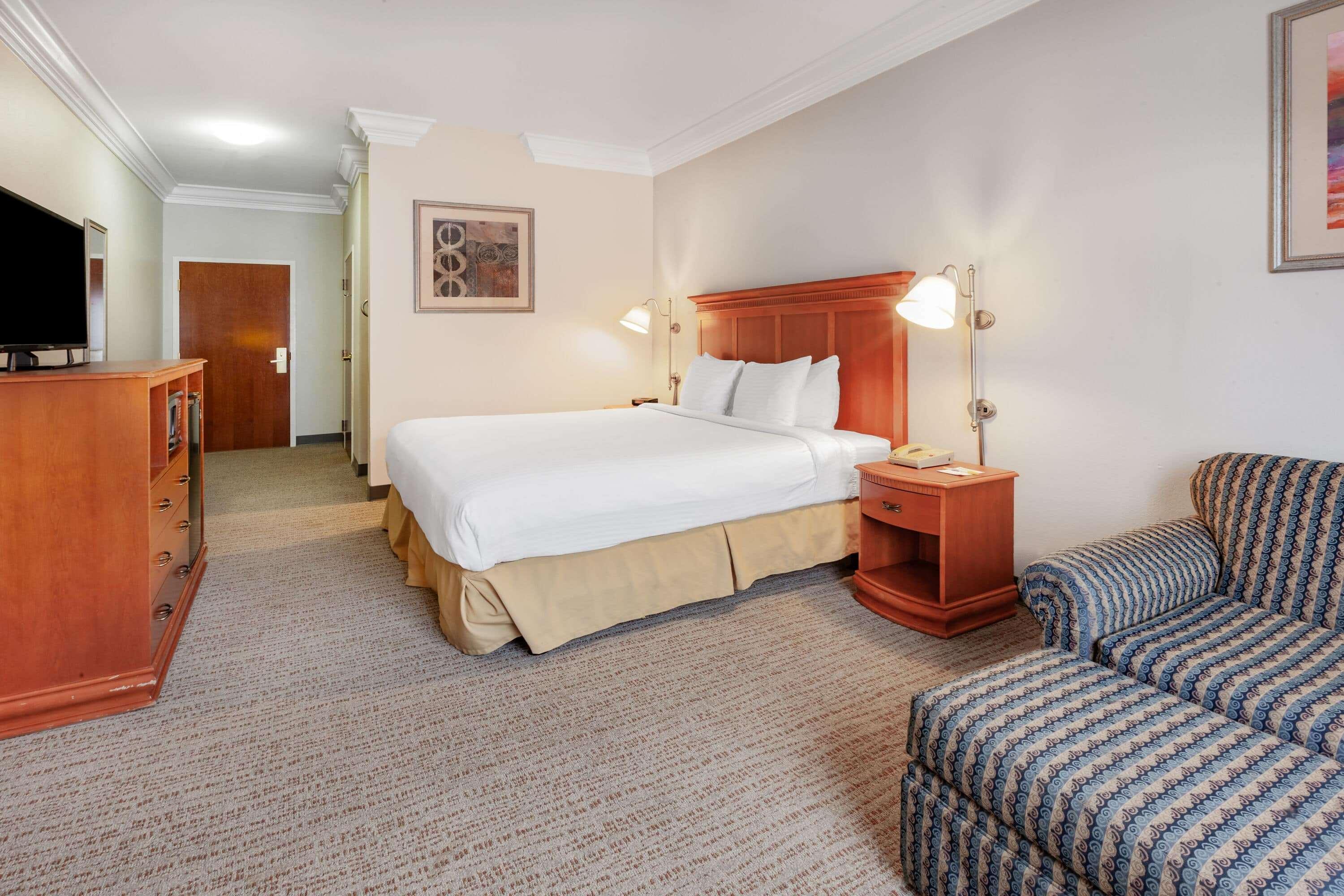 Days Inn By Wyndham Alta Vista Altavista Bagian luar foto