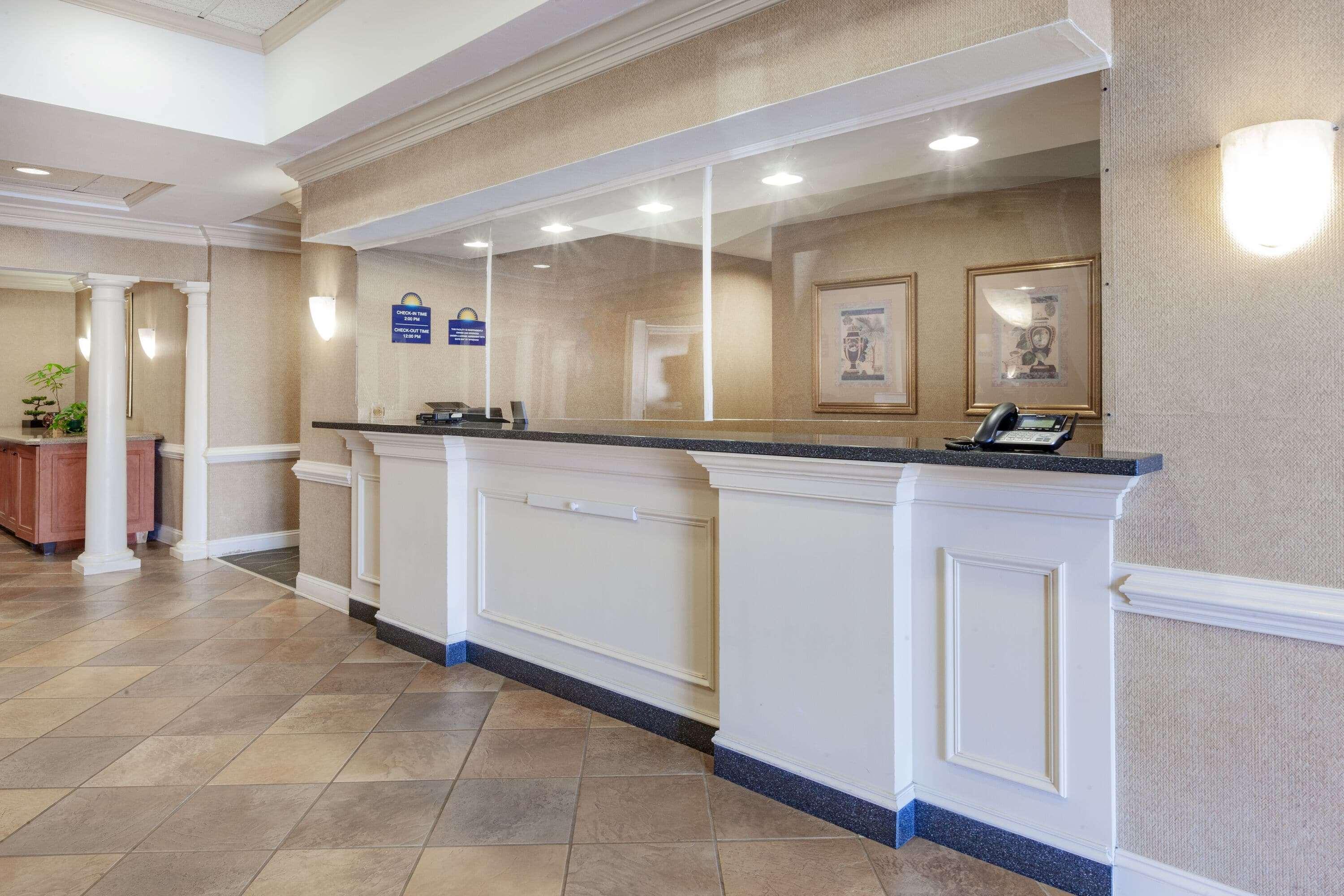 Days Inn By Wyndham Alta Vista Altavista Bagian luar foto